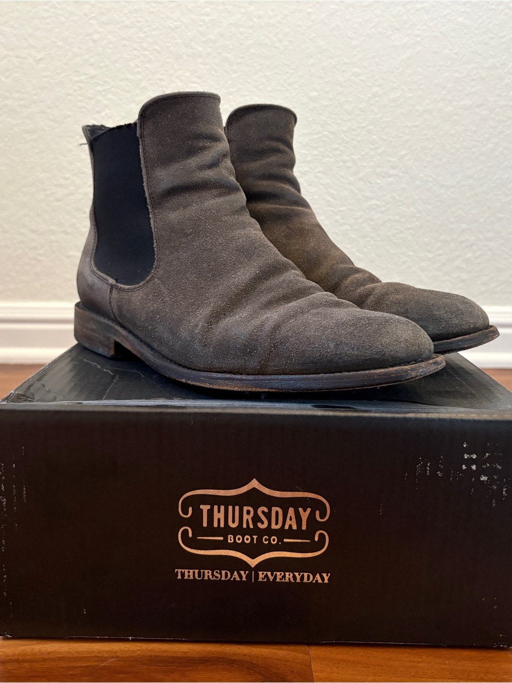 Men's Black Suede Chelsea Boots